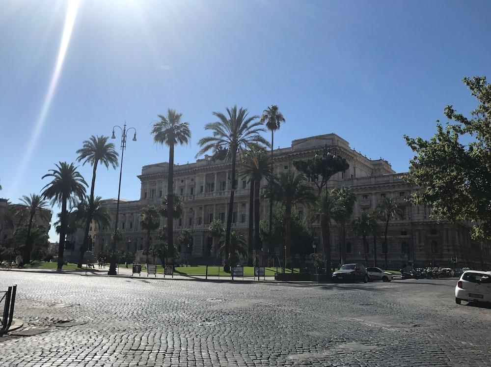 Domus Tacito Luxury Bed & Breakfast Rome Bagian luar foto