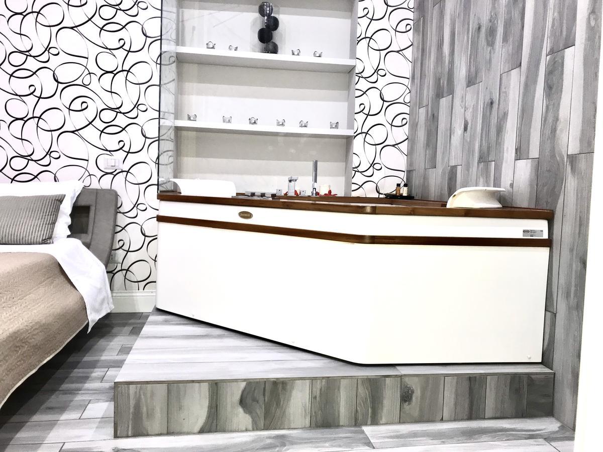 Domus Tacito Luxury Bed & Breakfast Rome Bagian luar foto